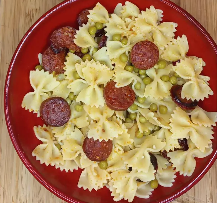 Pâtes au chorizo et petits pois César Moroni