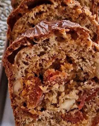 Cake salé au chorizo César Moroni, aux tomates séchées et à l'emmental César Moroni